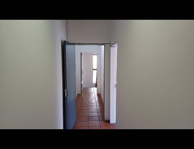 INDUSTRIAL PROPERTY TO RENT IN ROOIHUISKRAAL